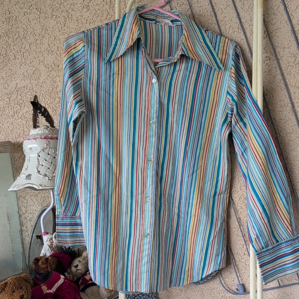 Vintage Koret of California Blouse with pointy Collar! Striped Button Up Top